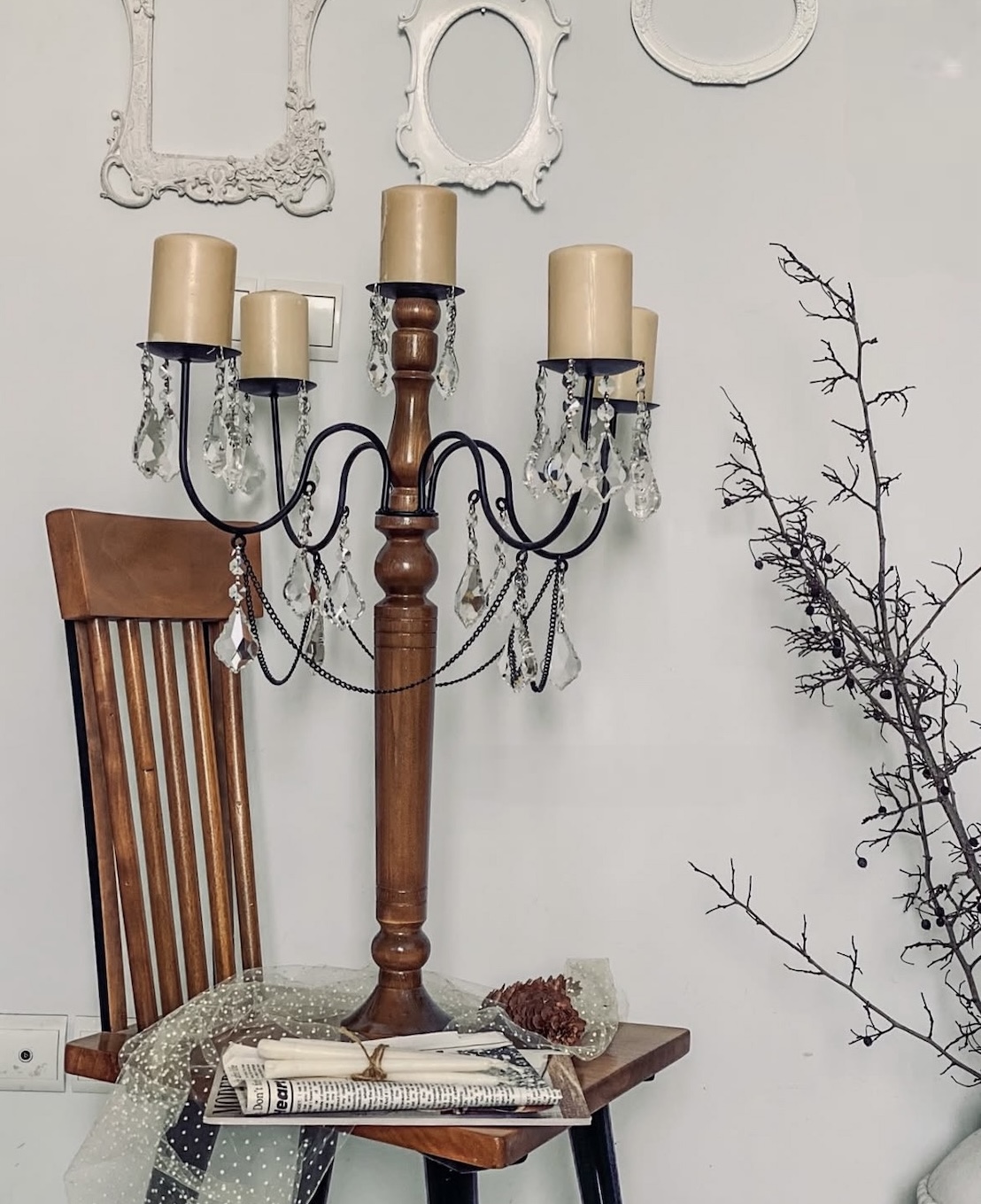 شمعدان چوبی پنج شعله ی فلزی